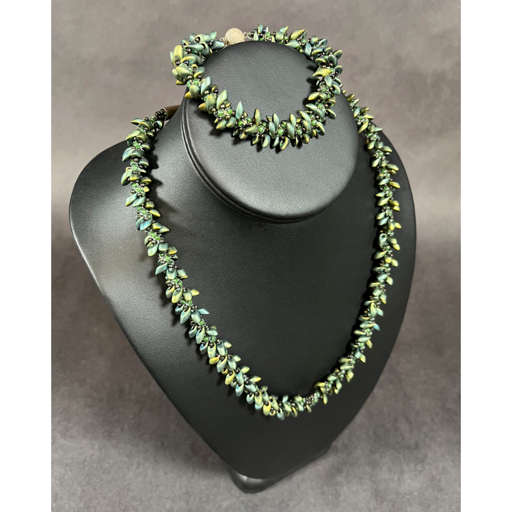 Green Vine Necklace and Bracelet set