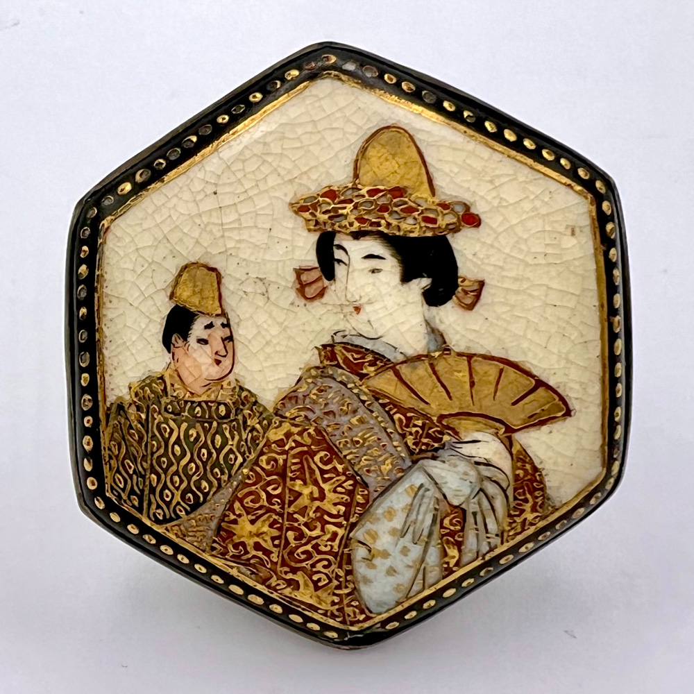 RARE hexagonal Japanese Satsuma button set in silver of noble man and woman 