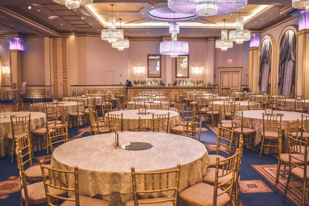 Gala Ball Room tables