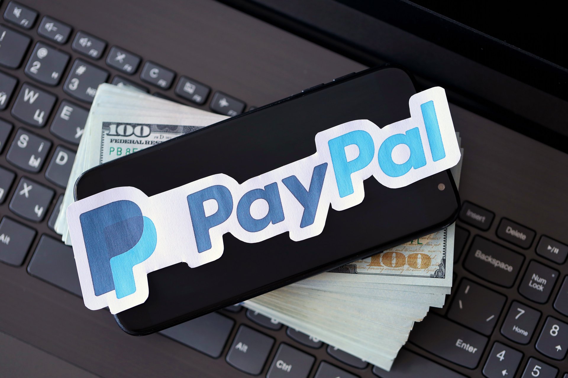 medium-vecteezy_ternopil-ukraine-september-6-2022-payoneer-paper_11842808_medium